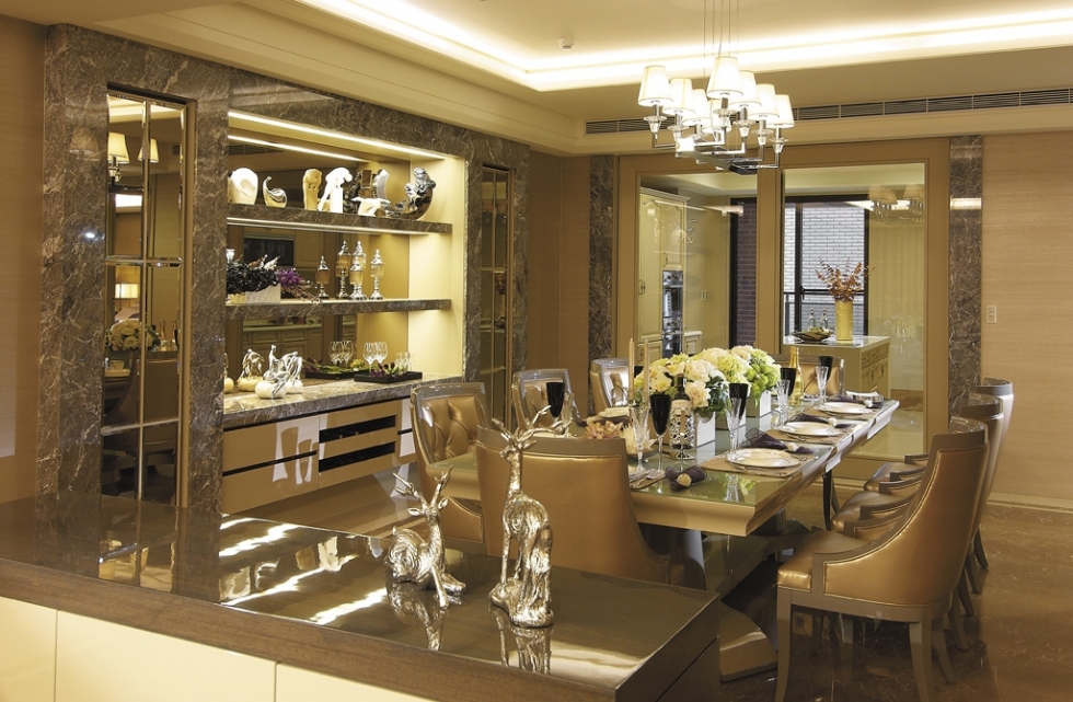 Beautiful Charm With Villa Vinhomes Riverside - Ms. Phuong