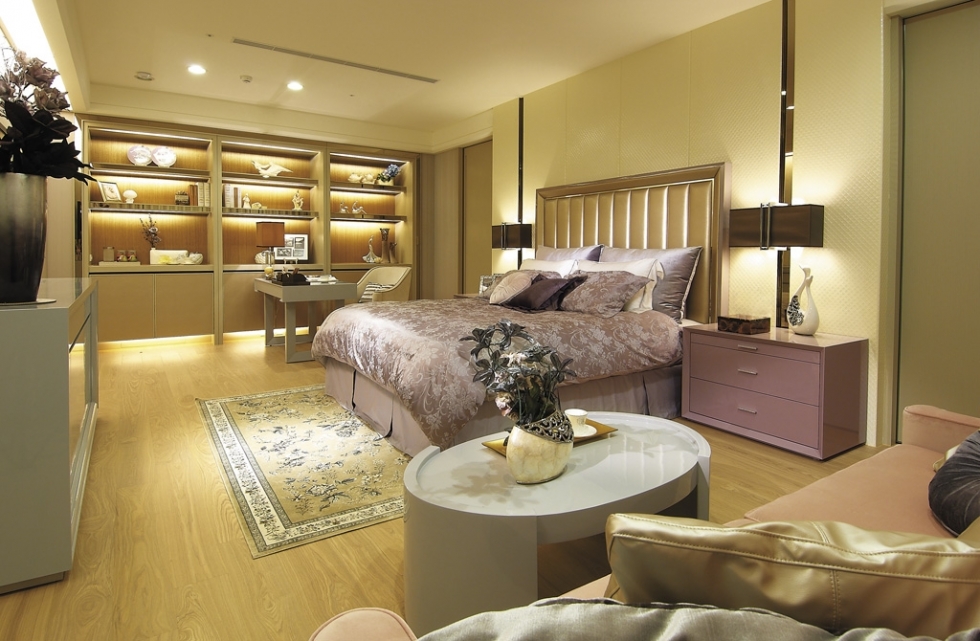 Beautiful Charm With Villa Vinhomes Riverside - Ms. Phuong