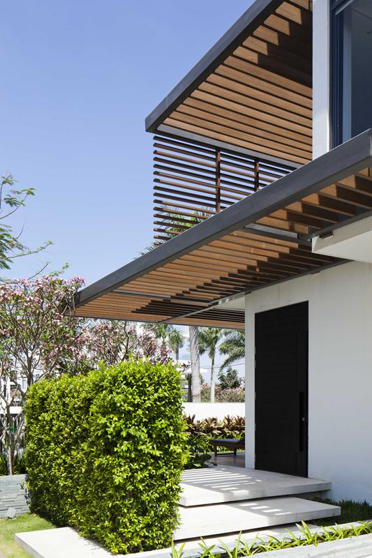 Immerse yourself in the design of a 3-storey garden villa - Mr. Trung